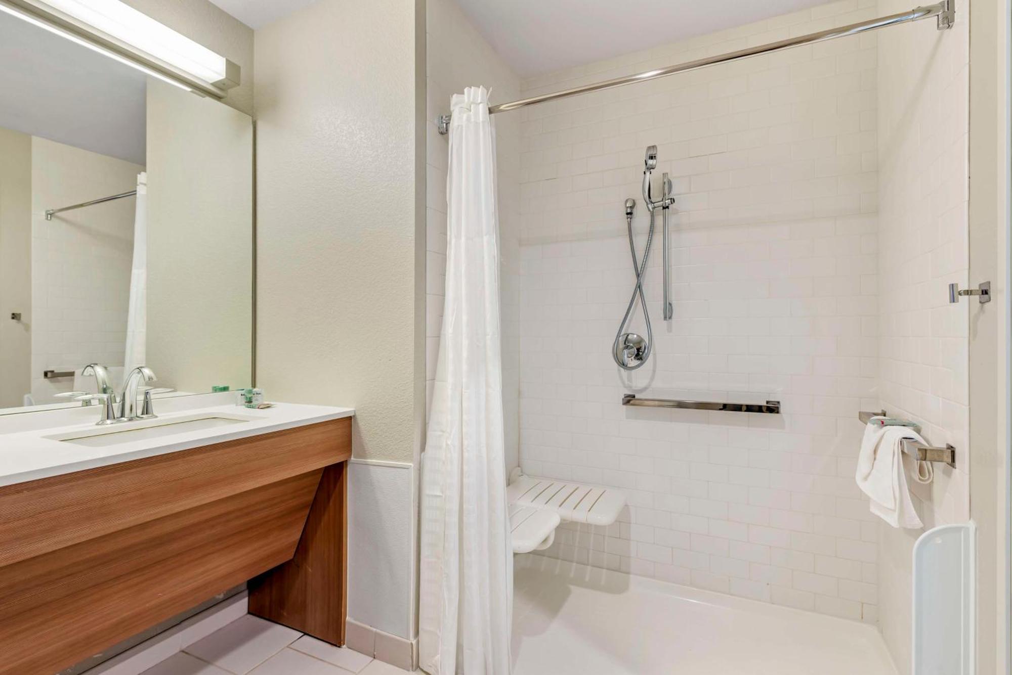 Best Western Limon Exterior photo