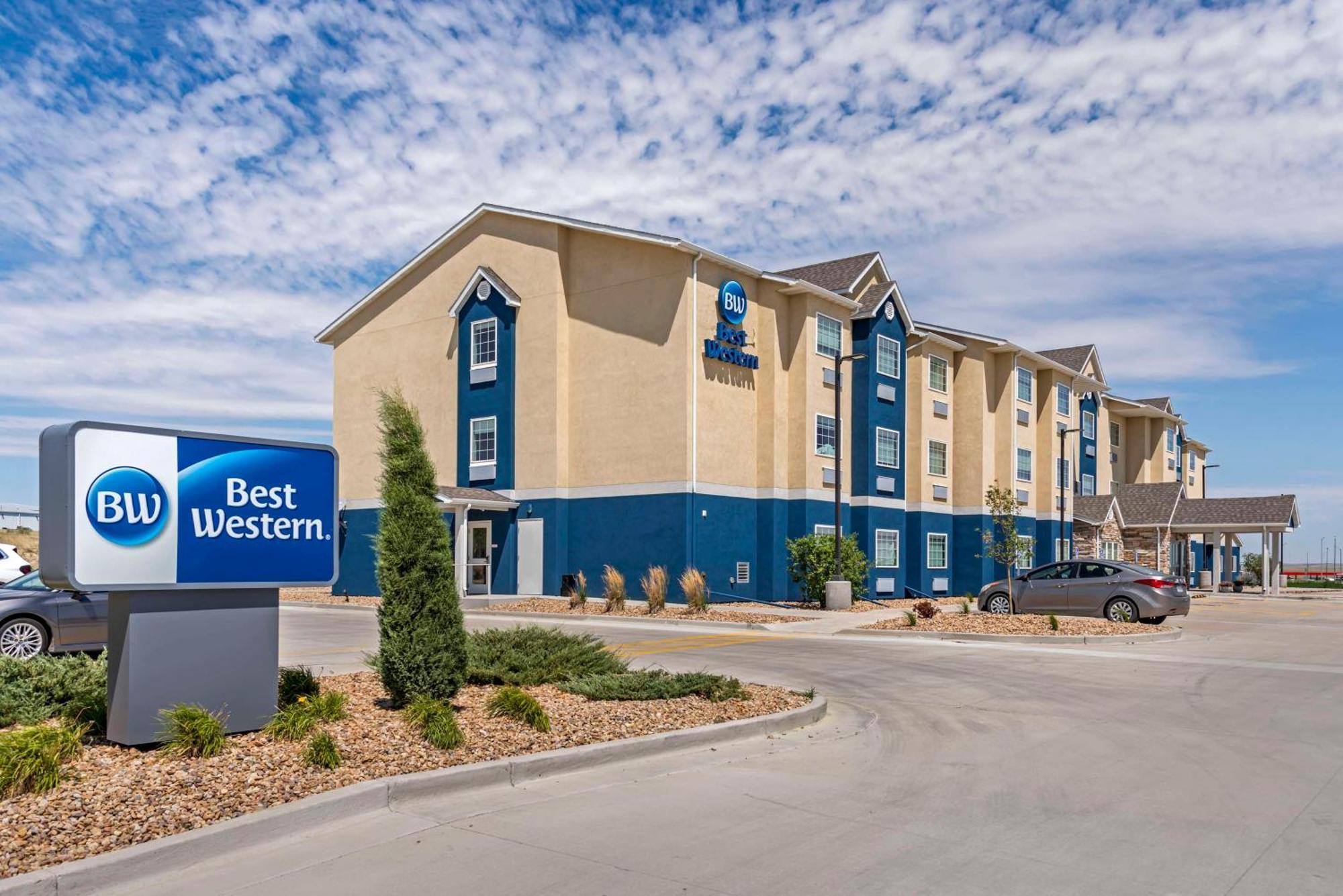 Best Western Limon Exterior photo