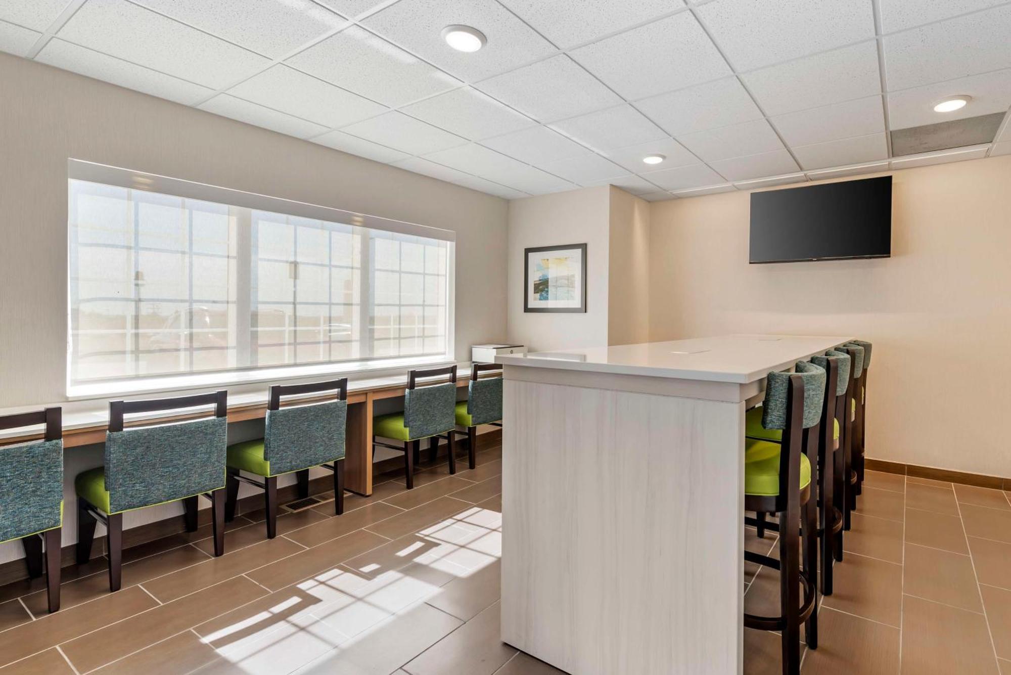 Best Western Limon Exterior photo
